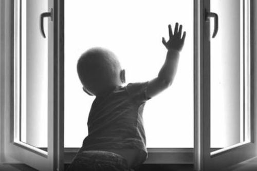 Открытое окно – причина трагедии