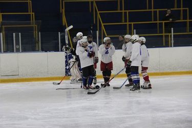 Региональный турнир по хоккею с шайбой среди юных хоккеистов на призы клуба Золотая шайба