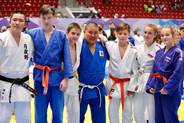 Традиционный юношеский турнир памяти Заслуженного тренера России Анатолия Рахлина