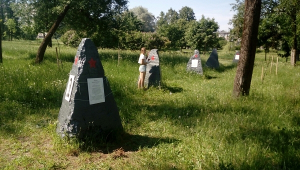 Помощь в уходе за памятниками времен Великой Отечественной Войны