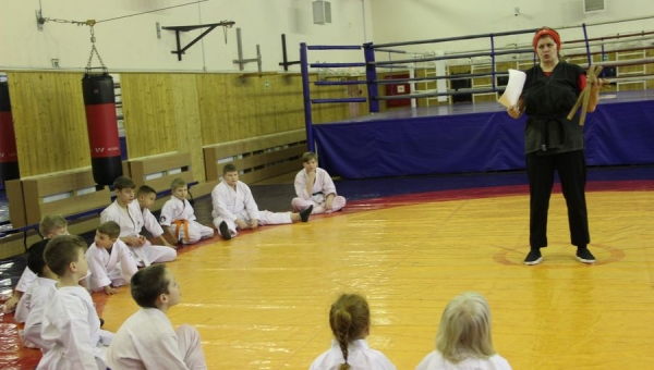 Соревнования по карате, посвященные Международному женскому Дню 8 марта